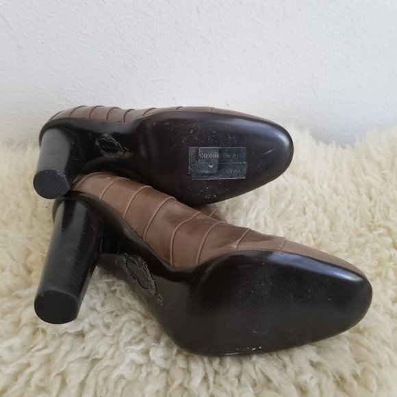 ELIE TAHARI Pleated Leather Ankle Booties EU 37 - Picture 10 of 11